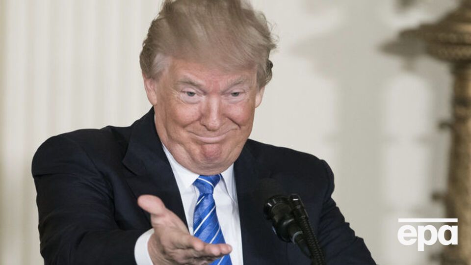 Трамп, по мнению публициста, опасается встречаться с российским президентом