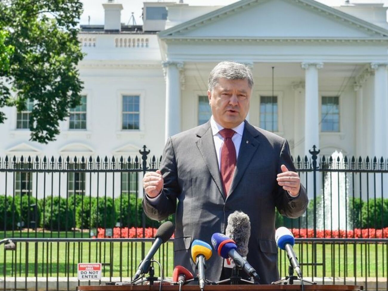 Порошенко розраховує на посилення санкційного тиску США на Москву