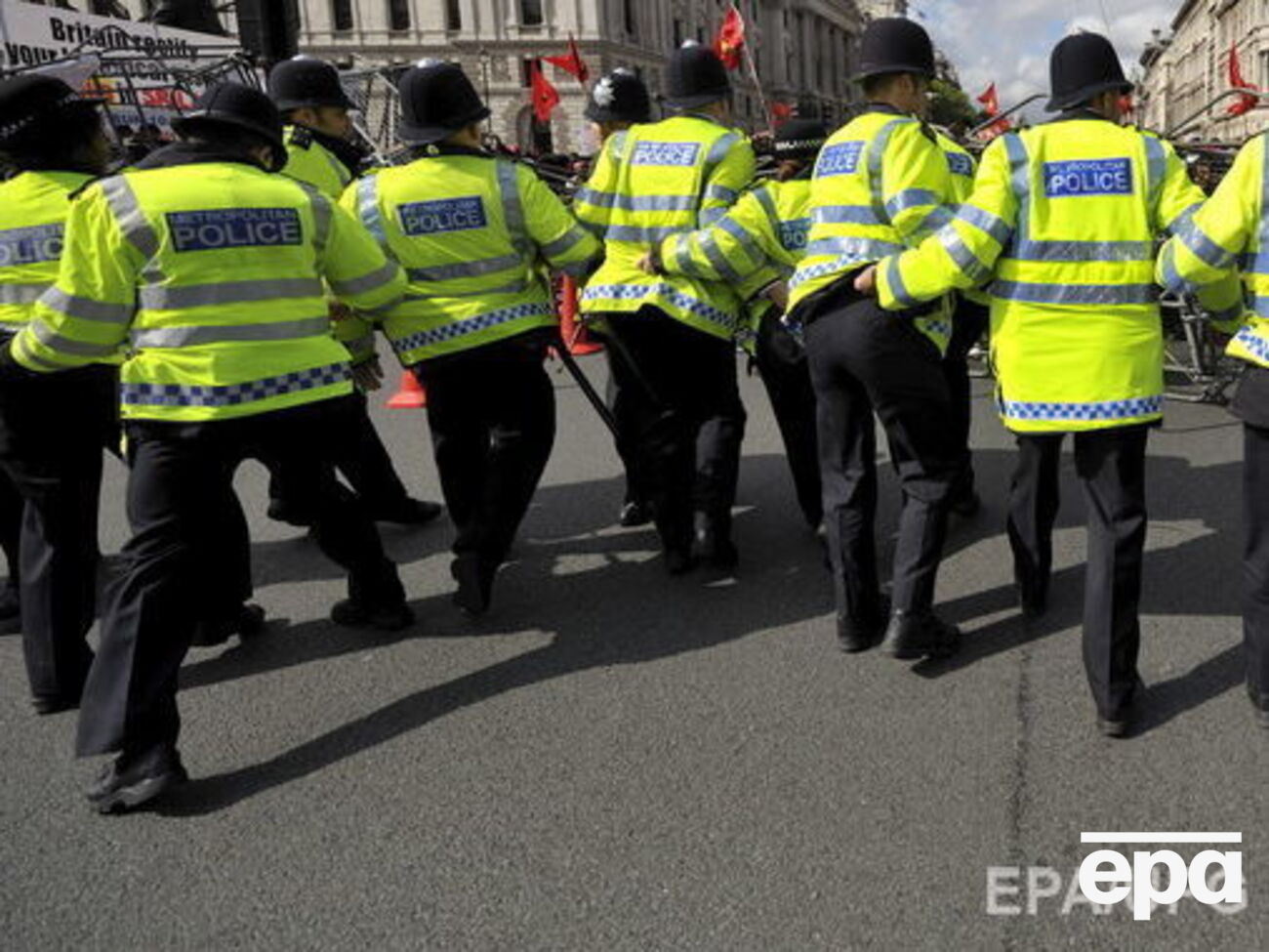 Шестеро полицейских оказались в больнице