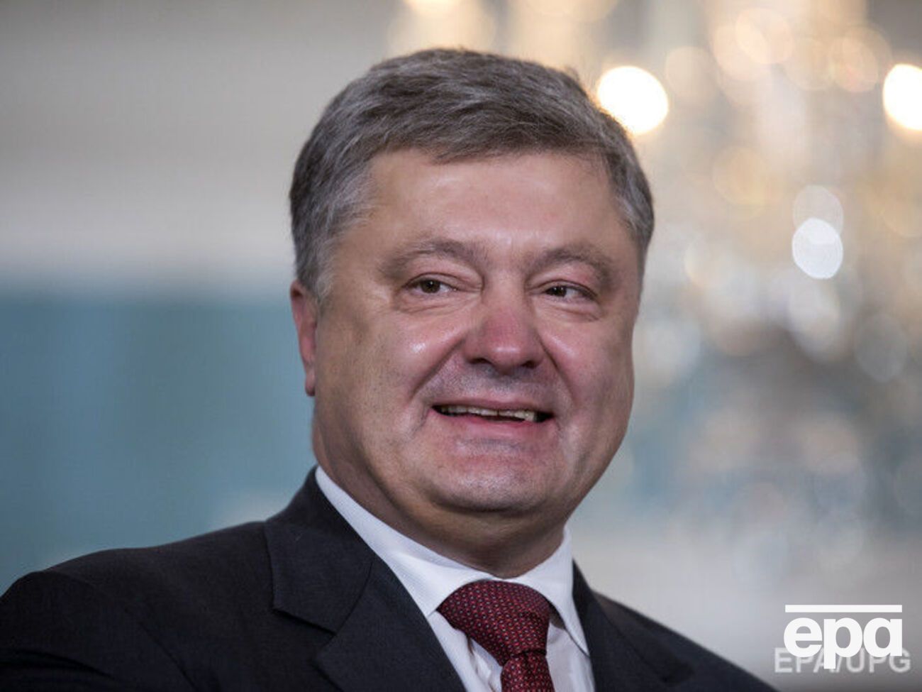 Порошенко о переговорах с Макроном: Мы тщательно обсудили все обстоятельства, определили тактику действий на следующие несколько недель