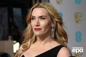 Уинслет поддерживает отношения с ДиКаприо