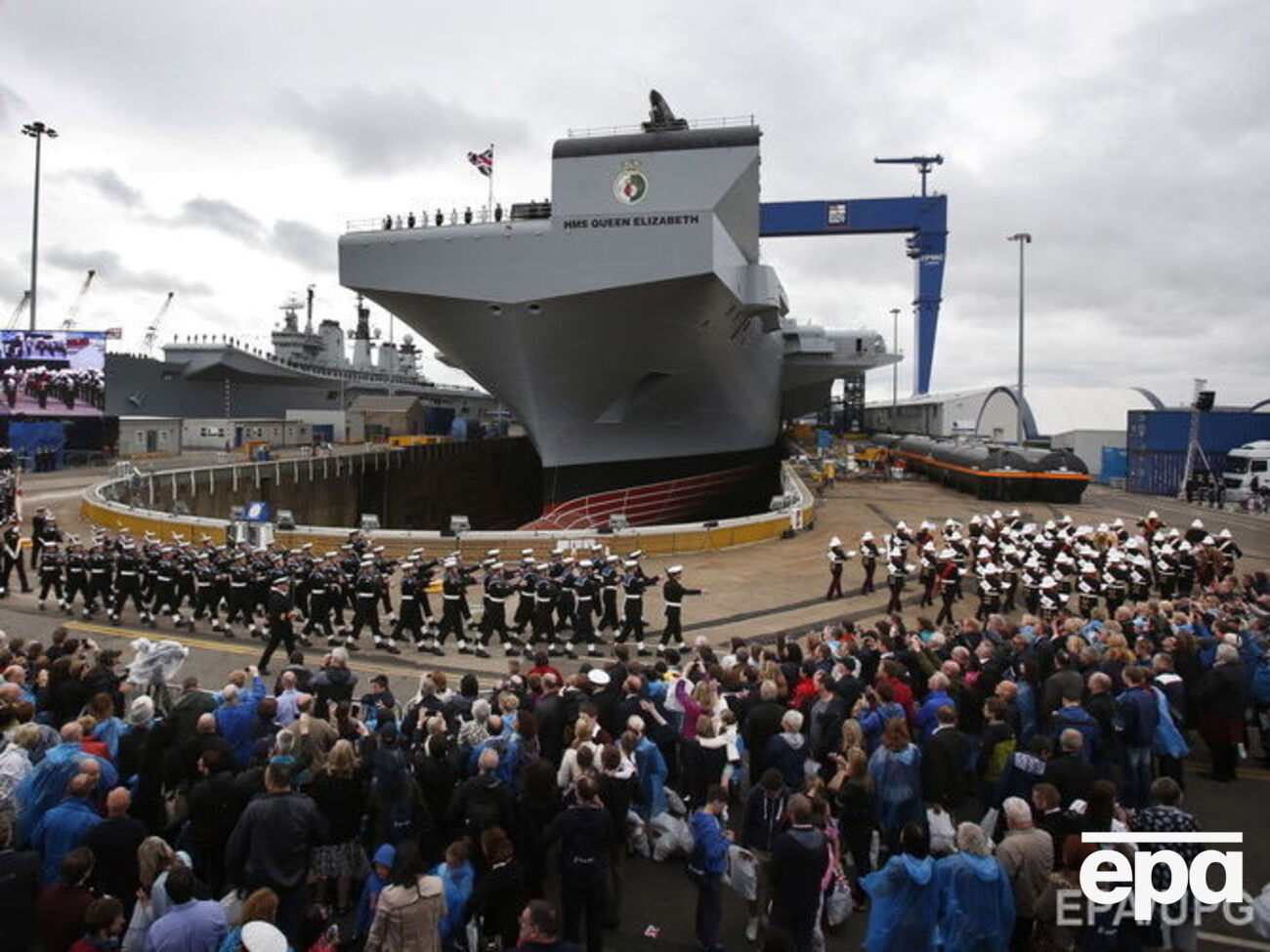 Queen Elizabeth сьогодні покине доки в Шотландії
