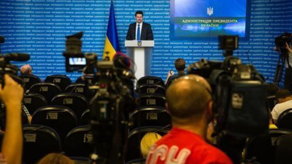 Святослав Цеголко: Макрон готовий допомагати зупинити російську агресію