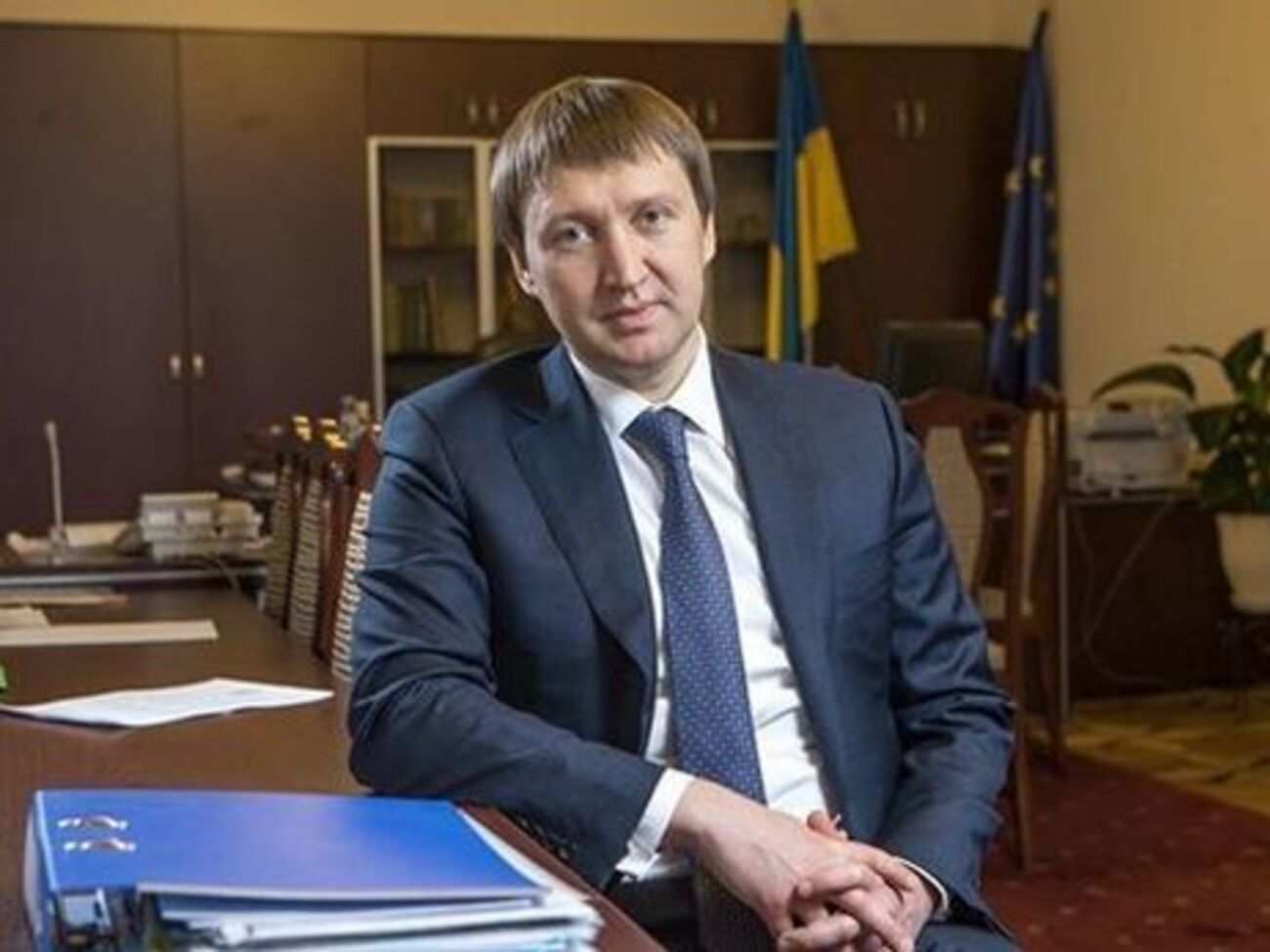 Кутовий подав у відставку 23 травня