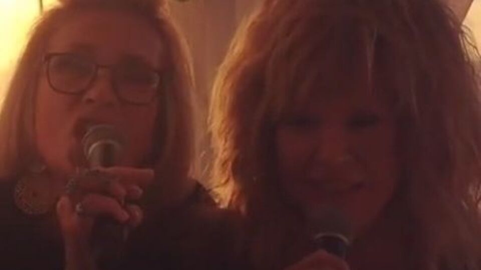 Вайкуле и Пугачева проводят время вместе