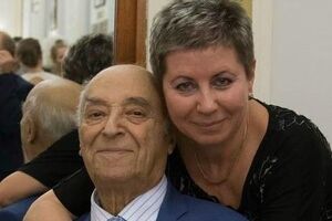 Елена Этуш: В следующий раз, когда я привезу Владимира Абрамовича в какое-либо лечебное учреждение и припарковаться мне будет негде, я припаркуюсь на широком тротуаре, на газоне, у черта лысого, но у входа