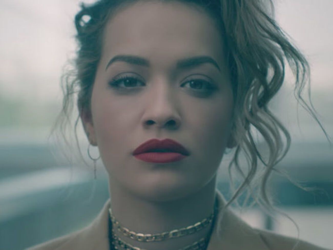 Ора представила новый ролик