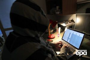 Вірус заблокував комп'ютери державних і приватних структур по всій Україні