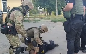 Шевченко утверждает, что из-за действий полиции пострадали около 20 человек