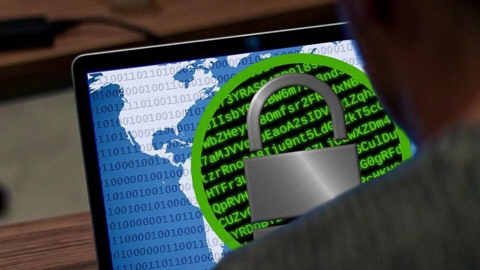 Українські фахівці з кібербезпеки працюють над відновленням утрачених даних