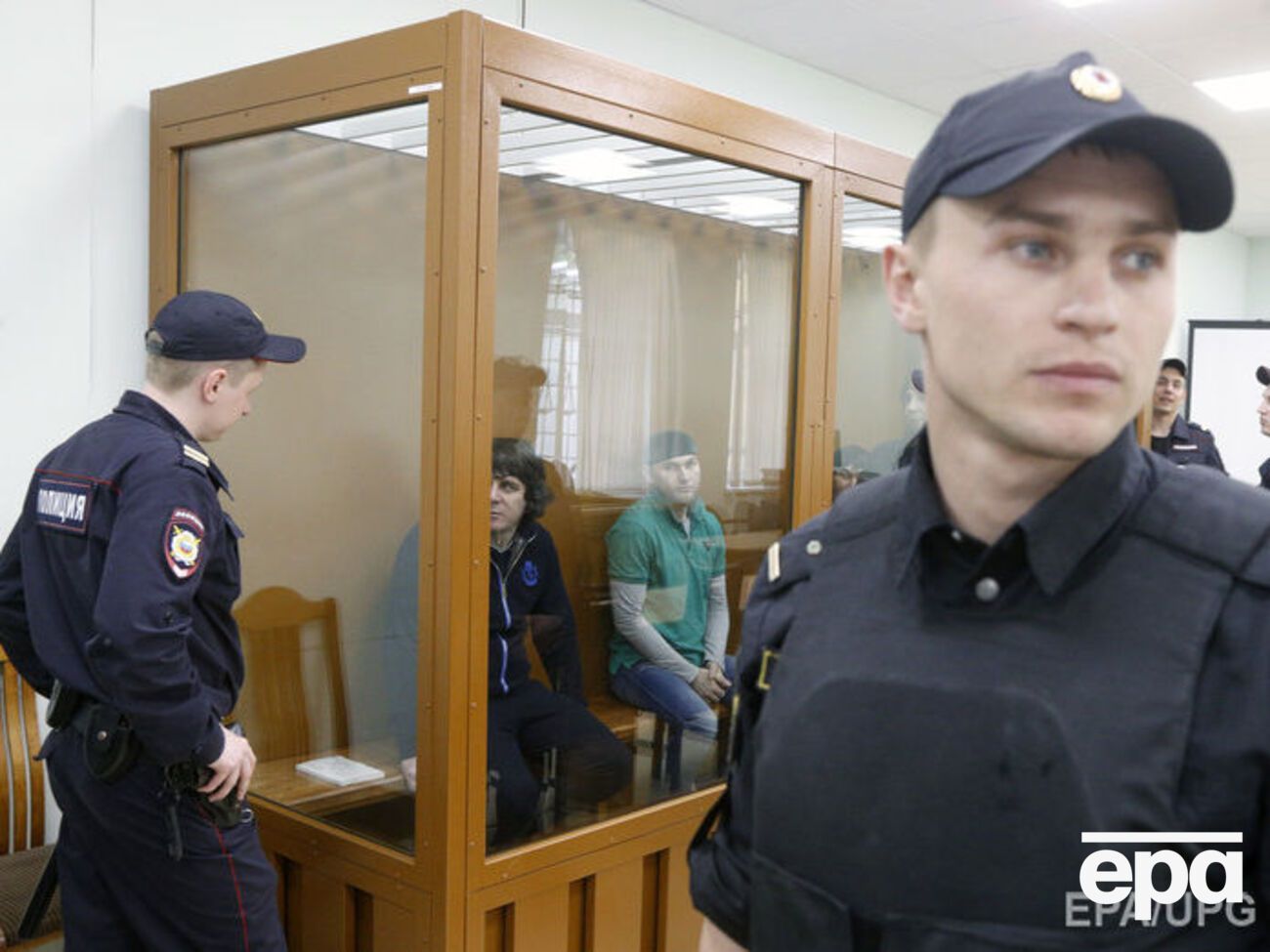 Підсудним у справі про вбивство Нємцова поки не винесли вердикту