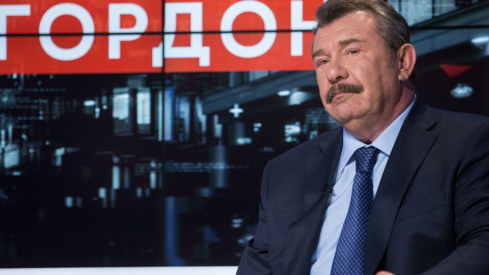 Александр Кузьмук: Если бы Пашинский посидел в кресле министра обороны, он бы поседел