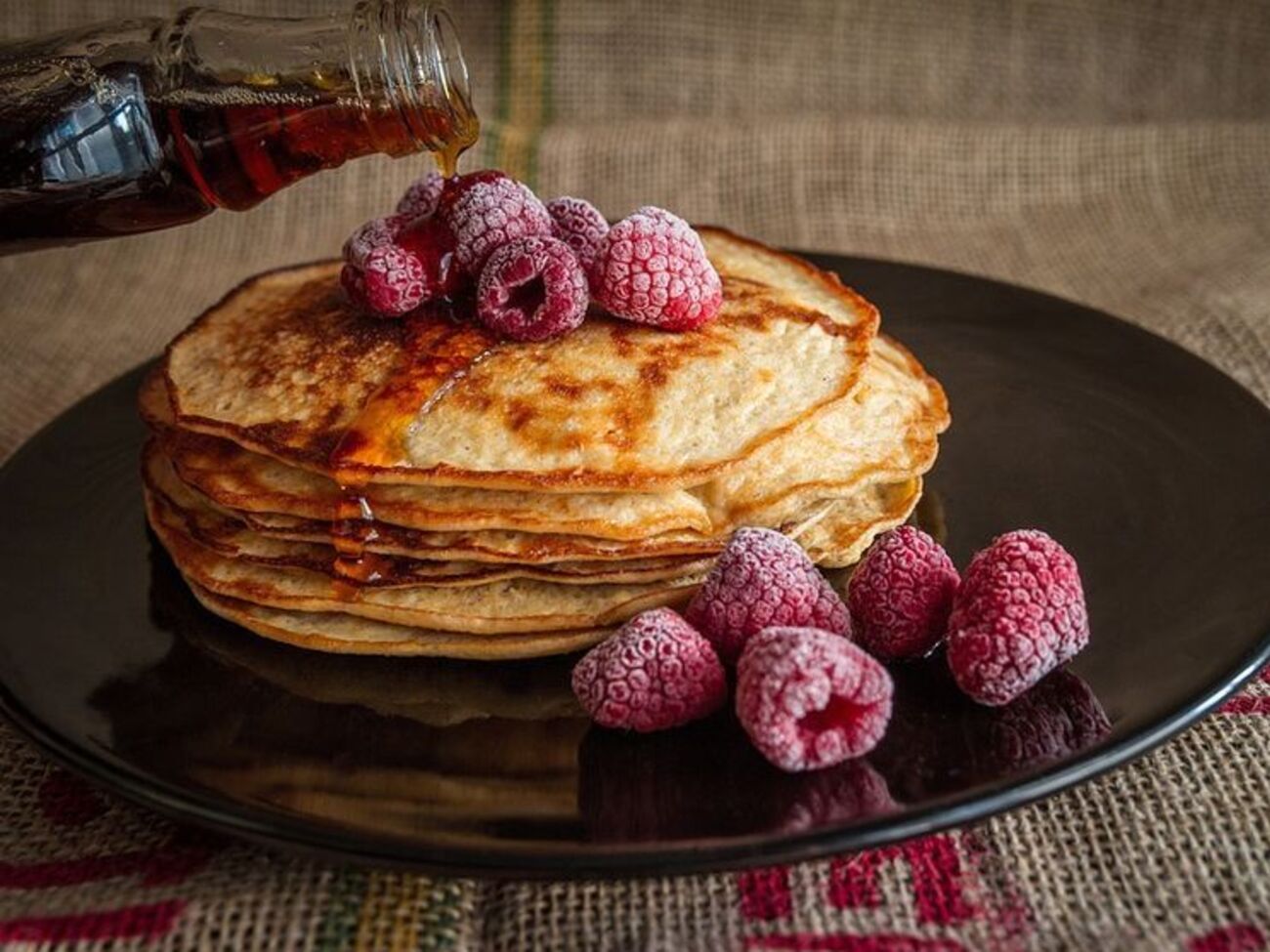 Представник країни-агресора готовий купити сніданок із заступником міністра МВС за астрономічну суму, стверджує "Страна"