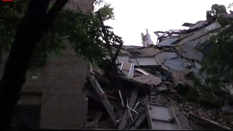 В Донецке обрушилось здание университета