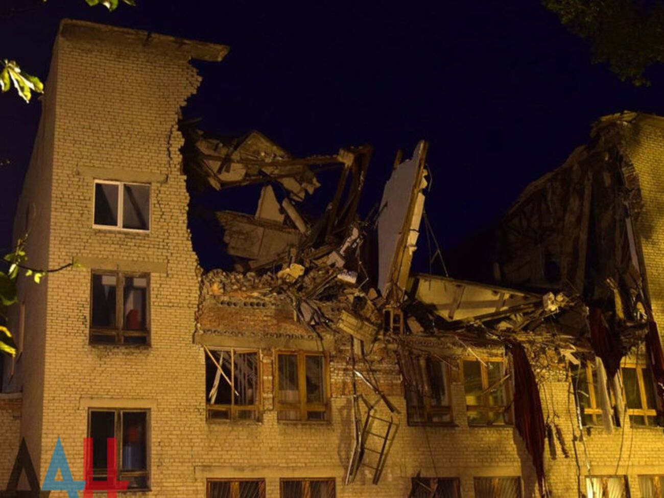 Університет торгівлі в Донецьку розташований поруч із "МГБ ДНР"