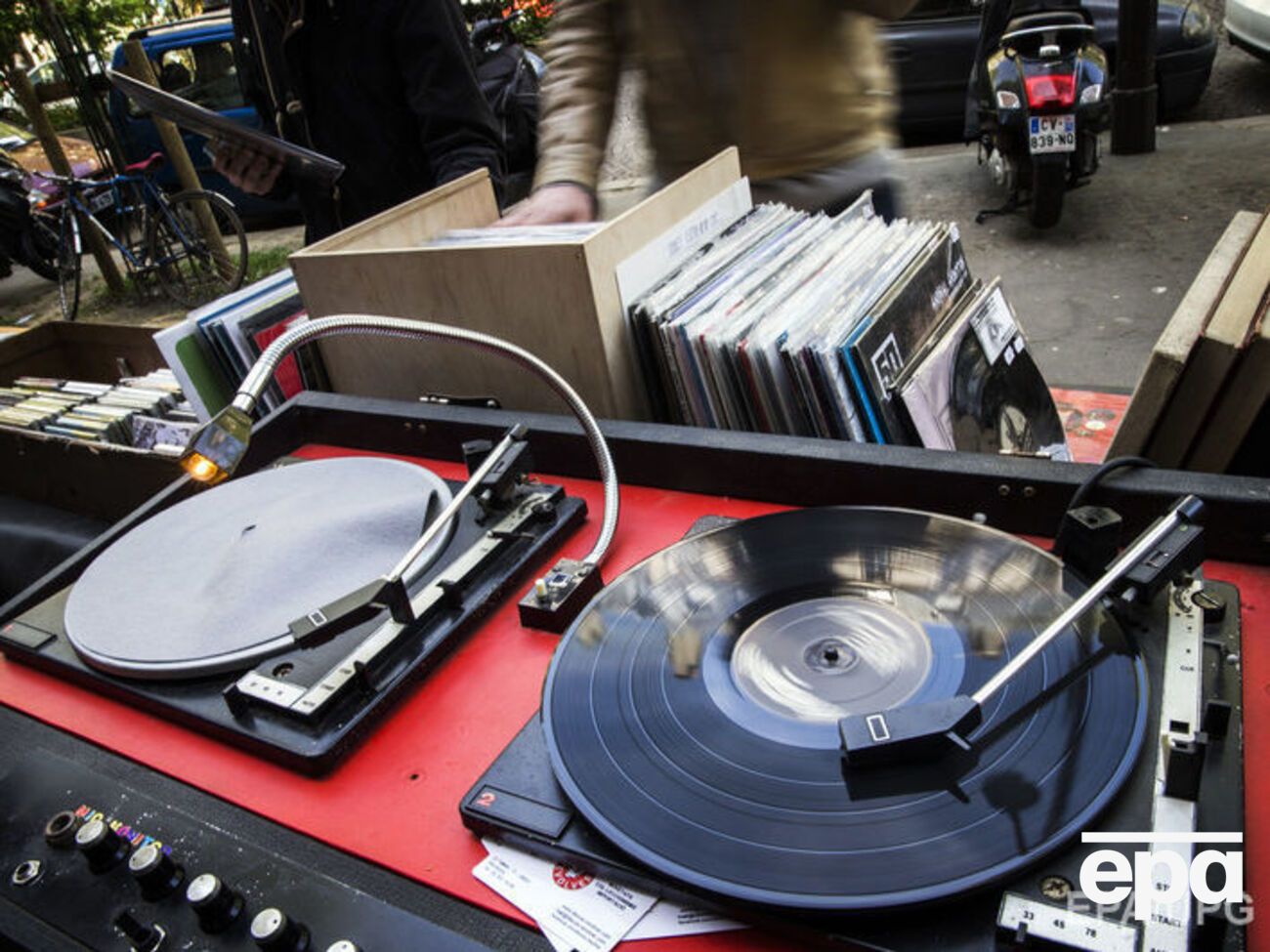 Винил снова в моде