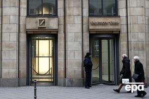 Банк уже второй раз отказывается отвечать на запрос из США
