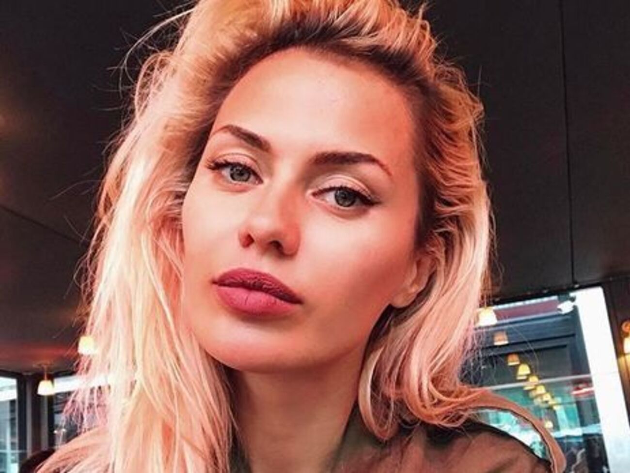 Боня: "Боня постаріла", &ndash; усе частіше пишете ви. Тільки молодухи, які пишуть, що я стара, чомусь безвилазно сидять на моїх сторінках, рахуючи кожну зморшку