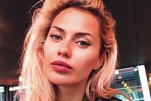 Боня: "Боня состарилась", – все чаще пишете вы. Только молодухи, которые пишут, что я старуха, почему-то безвылазно сидят на моих страницах, считая каждую морщинку