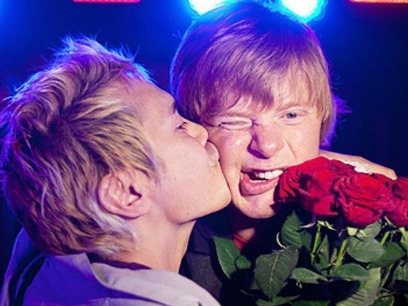 Григор'єв-Аполлонов: Увесь вечір провів сьогодні в Олежика вдома. Таке враження, що Олег зараз повернеться зі зйомок, а ми його чекаємо...