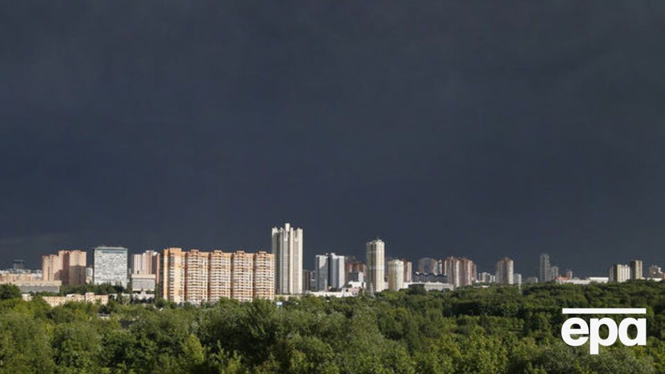 У Москві на зміну спеці прийшов грозовий фронт