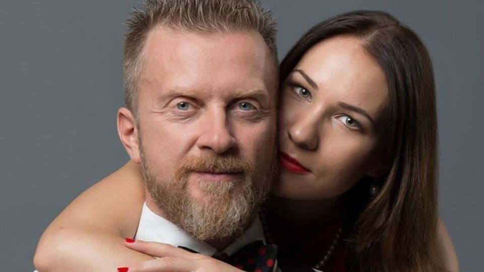 Мухарський: Кажуть, я пішов до коханки. Як уже тільки не пообзивали мою кохану дружину Єлизавету Бєльську всілякі чорнороті тітки