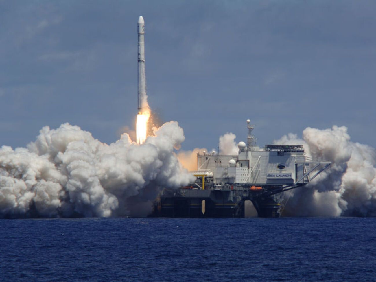 Ракетно-космический комплекс "Морской старт" (Sea Launch) использует украинские ракеты "Зенит-3SL"