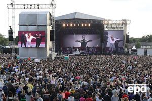 На благотворительный концерт в Манчестере пришло около 50 тыс. человек