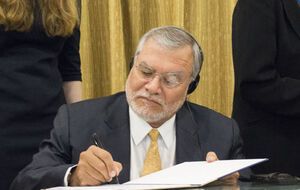 Угас: Я ожидал увидеть сразу несколько резонансных дел против Януковича