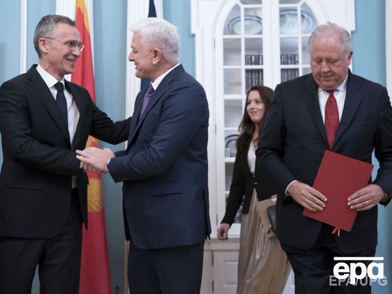 Столтенберг, Маркович і Шеннон на церемонії вступу Чорногорії до НАТО в Держдепі США