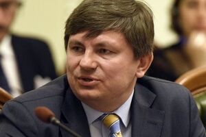 Герасимов: Кошти в розмірі десятків мільярдів доларів США пішли Путіну та російській армії