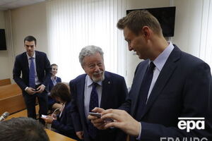 Согласно решению суда, Навальный должен удалить сведения, признанные судом "не соответствующими действительности и порочащими", с трех сайтов и с канала в YouTube, а также из социальной сети Facebook