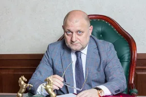 Умаров: По уряду Чечні стріляє гармата інформаційно-гібридної війни
