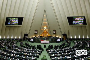 СМИ сообщили о стрельбе в здании парламента Ирана