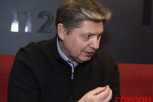 По данным Петрулевича, украинцев вербовали в Донецке Ростовской области