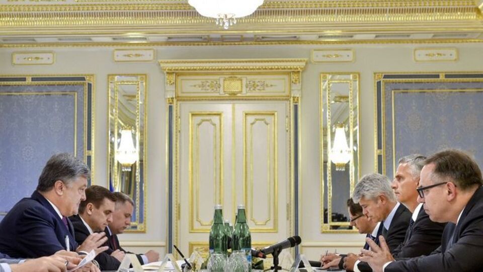 Президент Украины Петр Порошенко встретился с главой Федерального департамента иностранных дел Швейцарии Дидье Буркхальтером