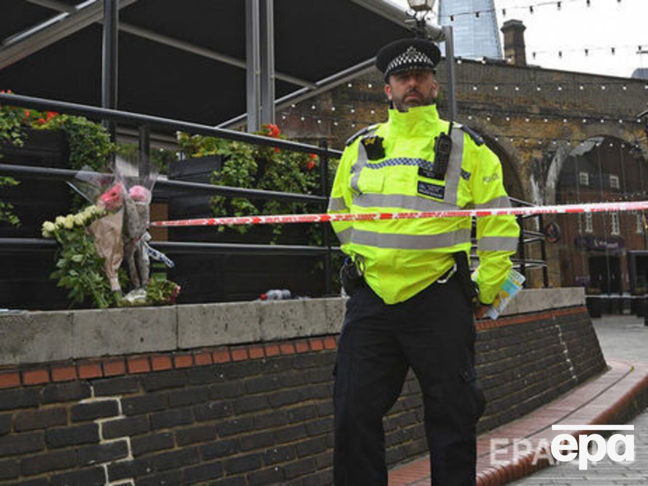 Лондонская полиция продолжает расследование теракта в городе