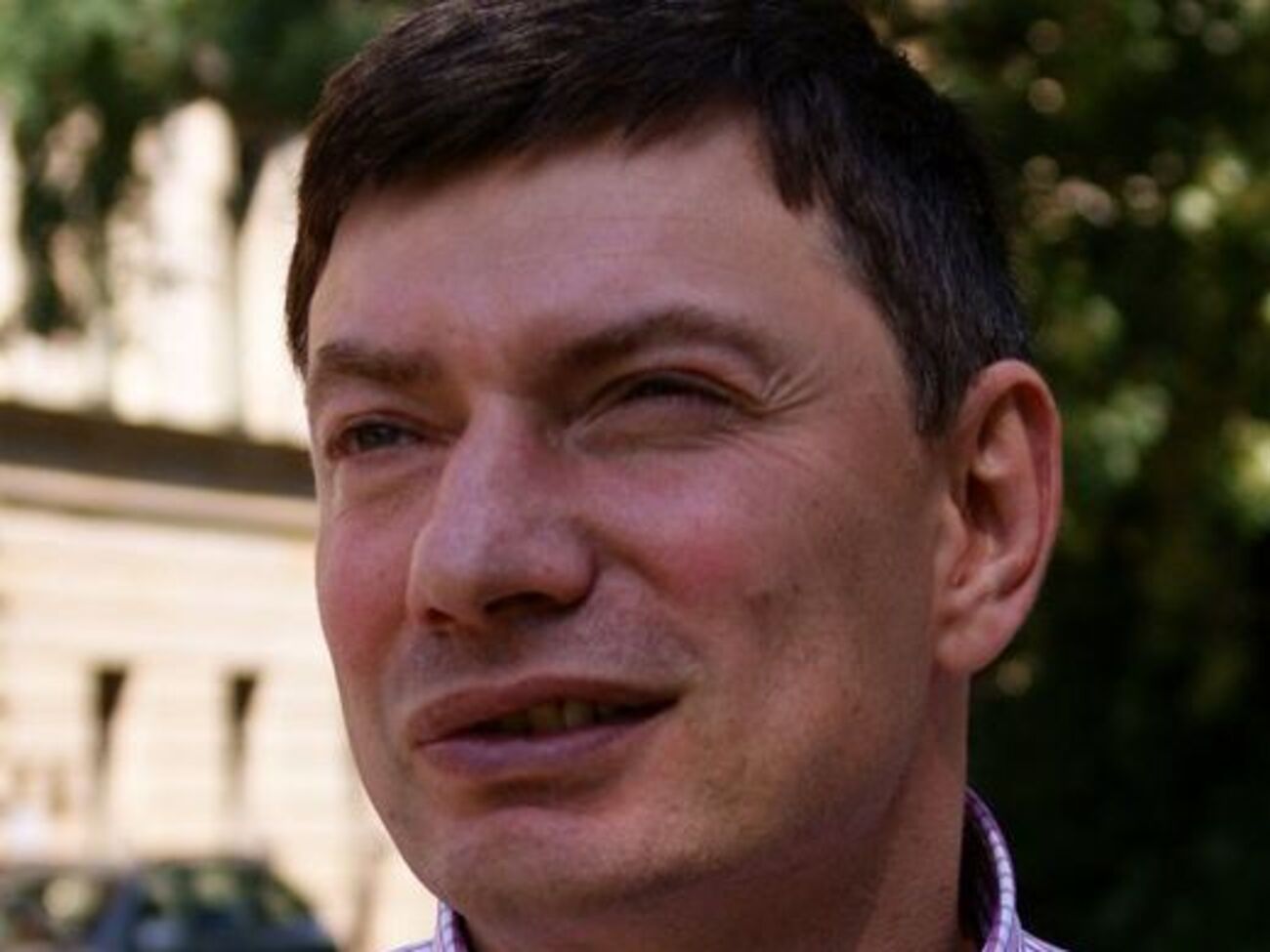 Влада в РФ ставиться до населення по-паханськи, як до лохів, яких "сам бог велів" розводити й оббирати