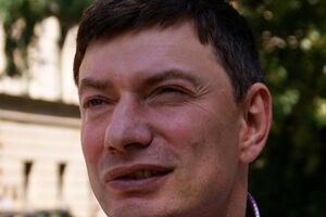 Влада в РФ ставиться до населення по-паханськи, як до лохів, яких "сам бог велів" розводити й оббирати