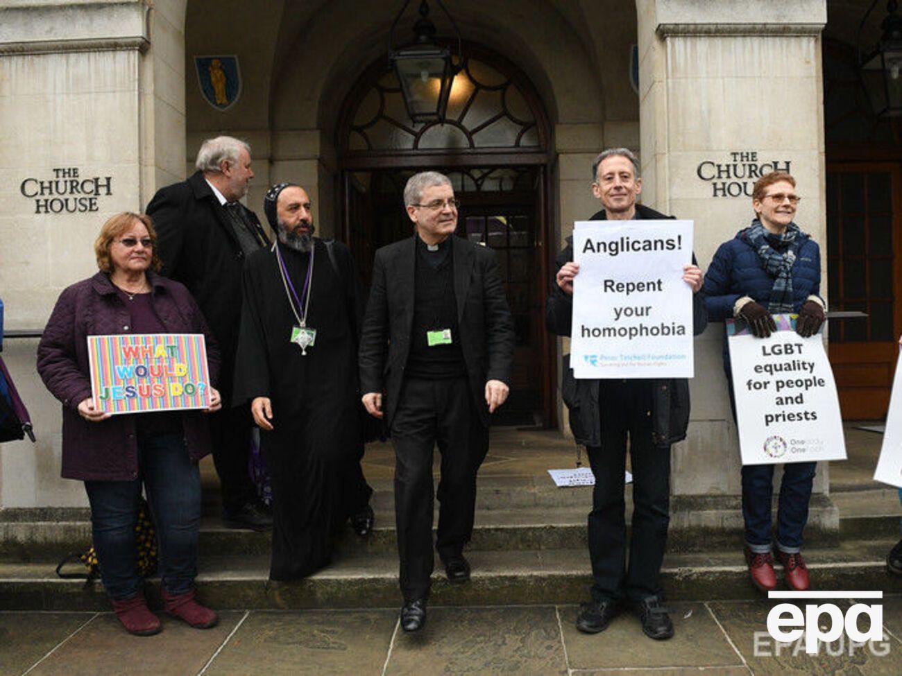 В Шотландской епископальной церкви смогут обвенчаться все англикане