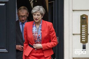 Мэй намерена остаться на посту премьера