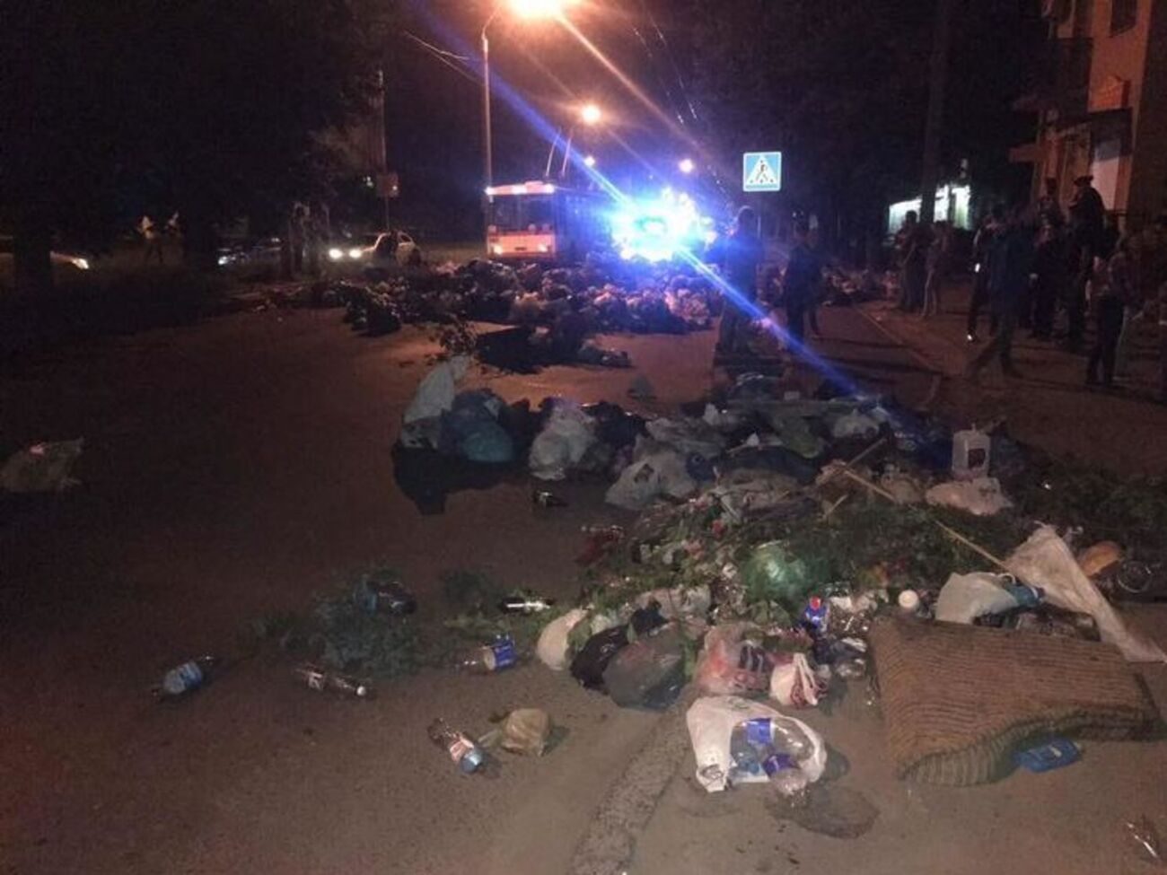 Рух перекривали на кількох вулицях