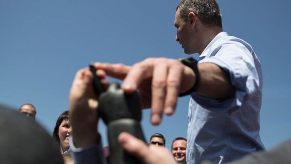 Виталий Кличко утверждает, что дома в Германии и США принадлежат фирмам его брата Владимира