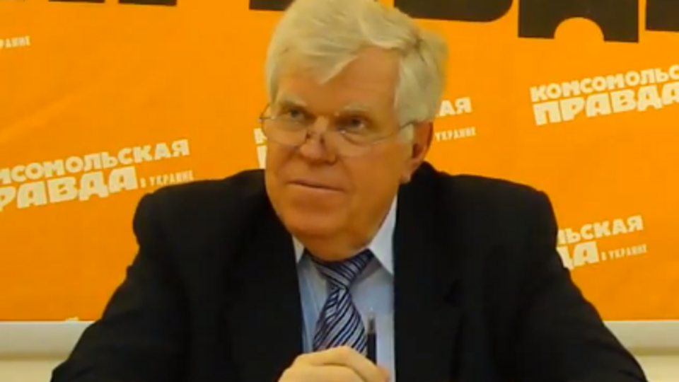Передерий: Мы говорим о децентрализации, а все деньги на медицину, которые были в районах и областях, забираем в Киев