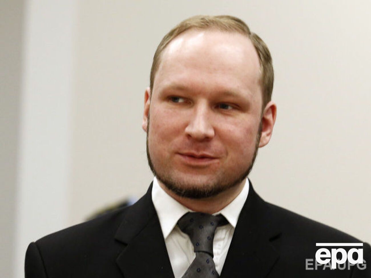 Адвокат Брейвика отказался называть причины смены имени Брейвиком