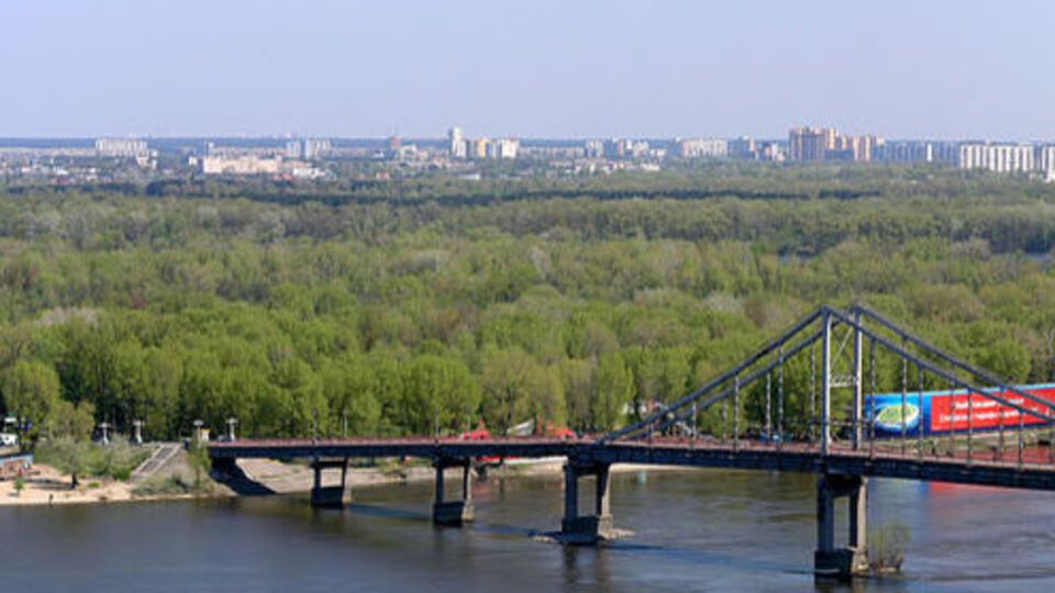 КГГА: Ограничения на въезд на Труханов остров в Киеве введены для удобства отдыхающих