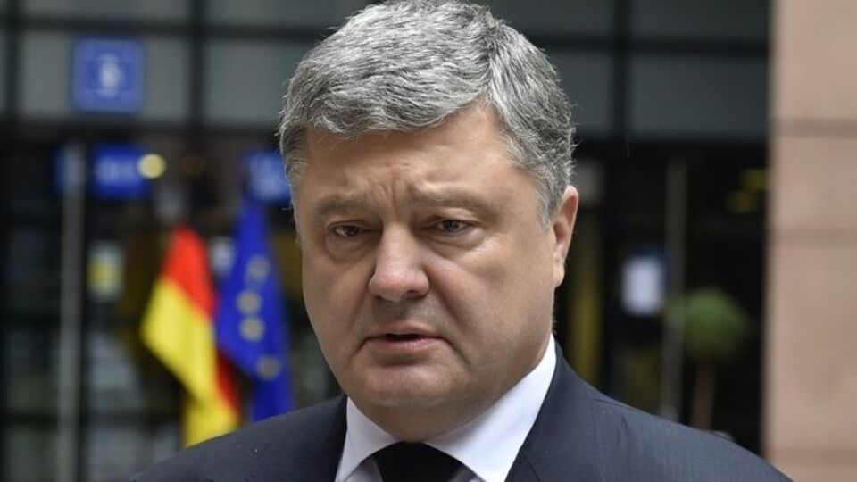 Порошенко: Сьогодні час, щоб ми навчилися в канцлера Коля вирішувати складні та проблемні питання