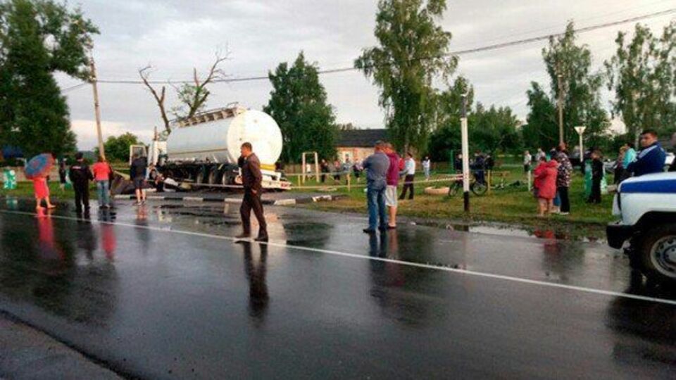 На підлітків наїхав МАЗ із цистерною