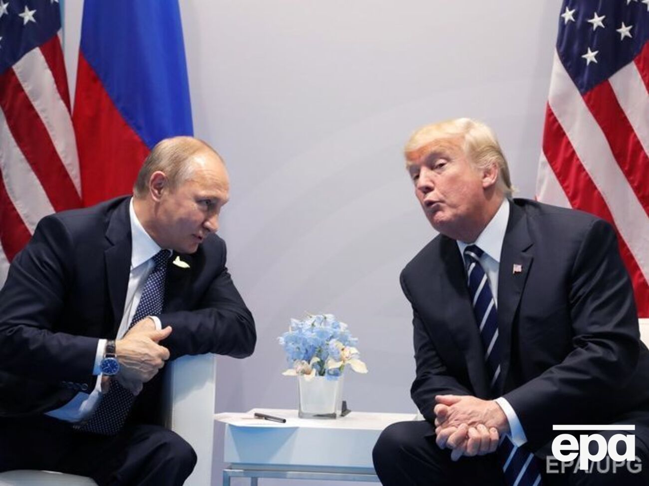 7 июля 2017 года Трамп и Путин впервые встретились на саммите в Гамбурге