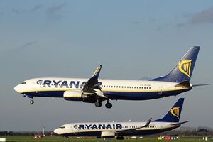 Ryanair заявив, що київський аеропорт захищає авіакомпанії з високими тарифами